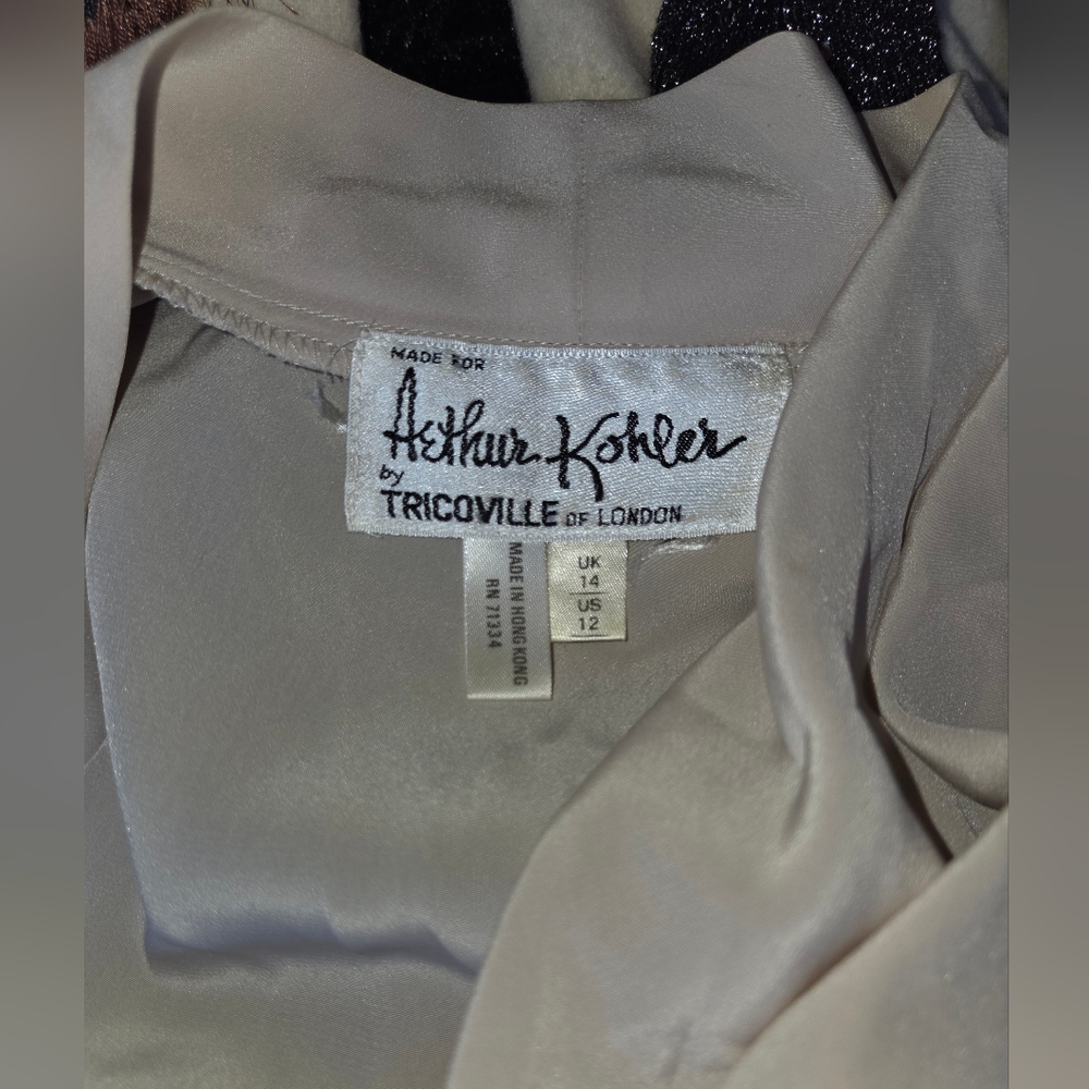 Women's Top